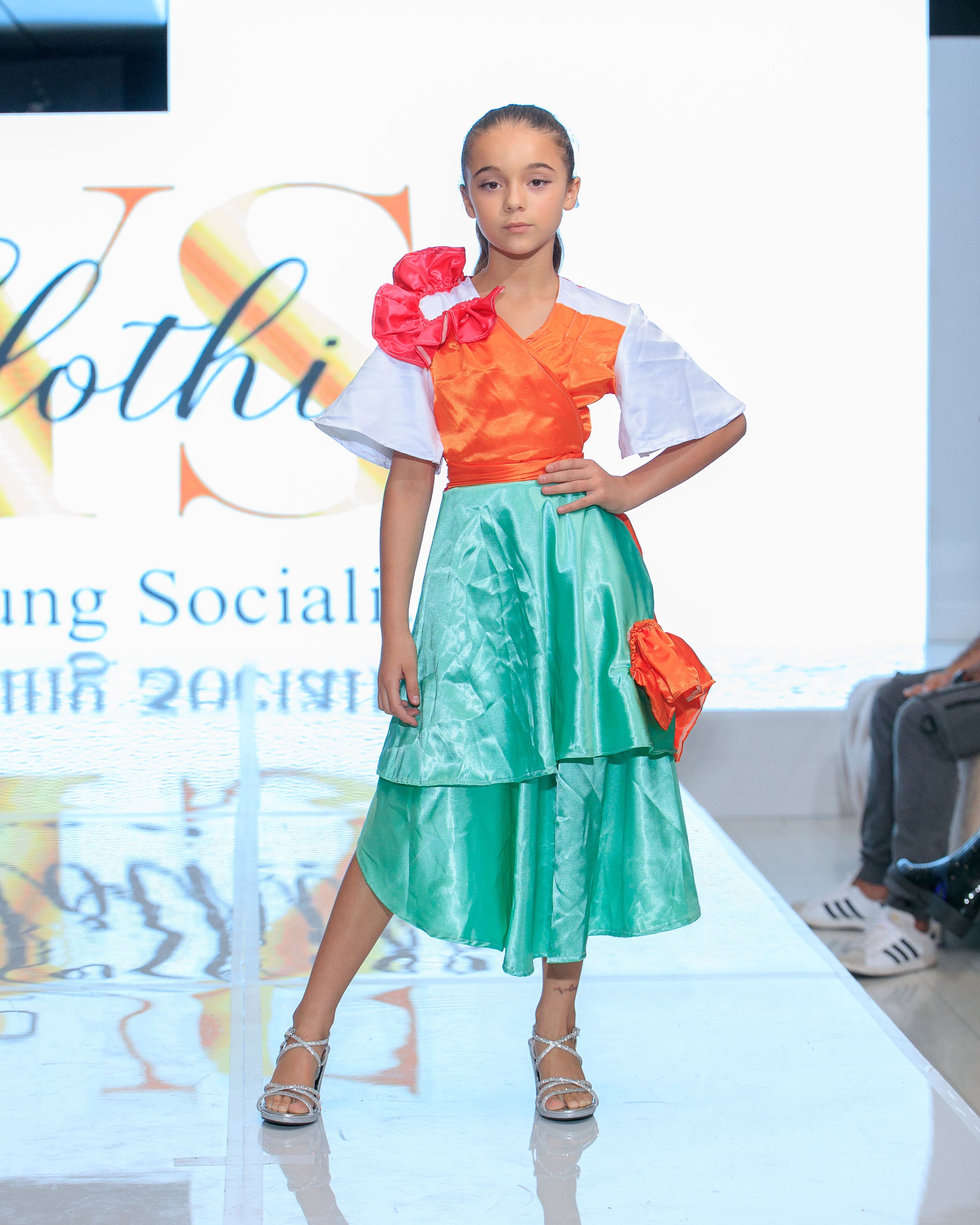 Runway Ruffle Set – Limited Edition